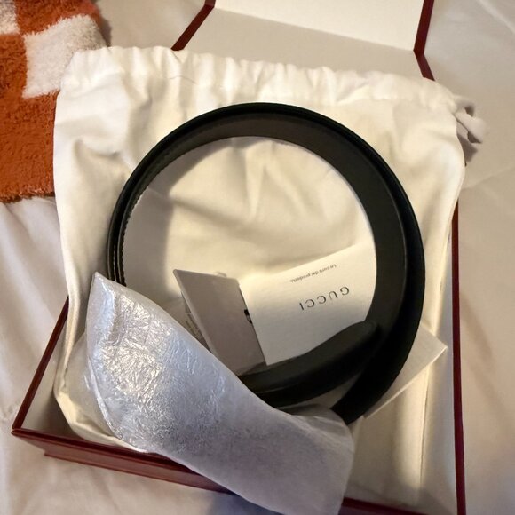 Gucci Belt with Interlocking G buckle - NEW Condtion - Picture 15 of 16